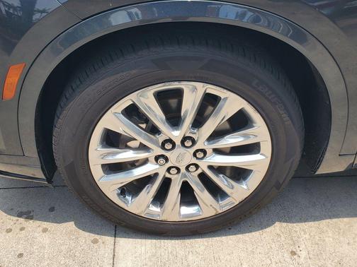 Shadow Metallic 2020 Cadillac XT6 Premium Luxury FWD