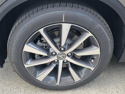 Carbon 2026 Acura MDX Technology Package
