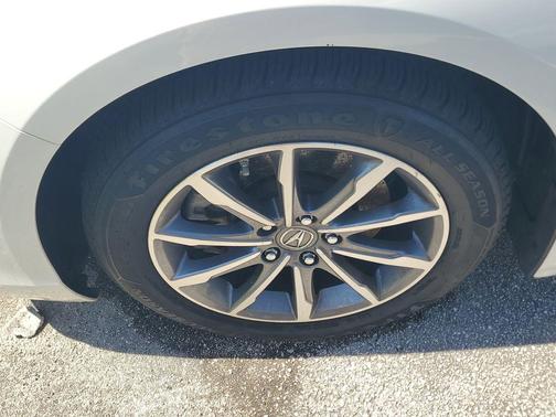 Platinum White Pearl 2019 Acura TLX FWD