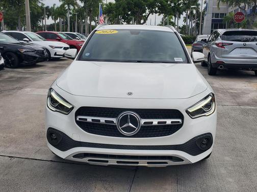 Polar White 2021 Mercedes-Benz GLA 250 Base 4MATIC