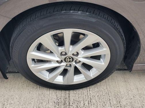 Predawn Gray Mica 2023 Toyota Camry LE
