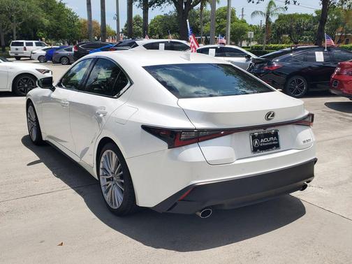 Eminent White Pearl 2024 Lexus IS 300 Base