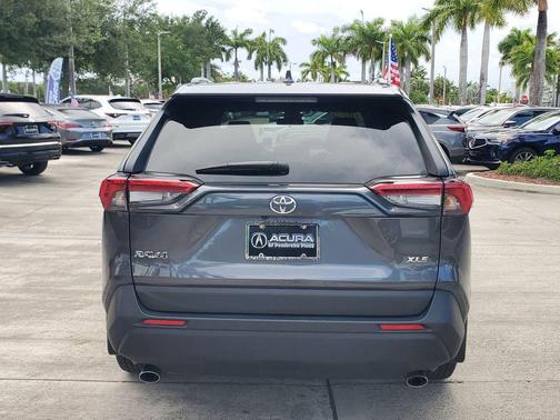 Magnetic Gray Metallic 2025 Toyota RAV4 XLE