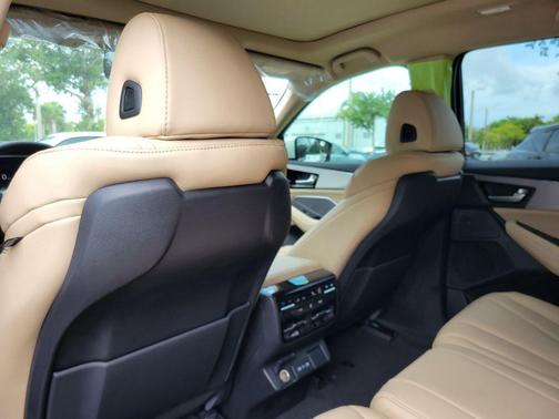 Platinum 2026 Acura MDX Standard