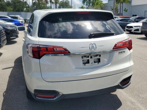 White Diamond Pearl 2017 Acura RDX Base