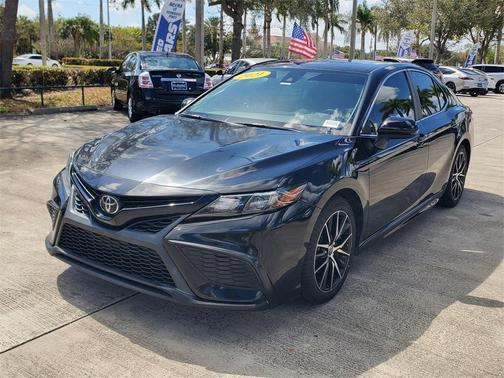 2021 Toyota Camry SE