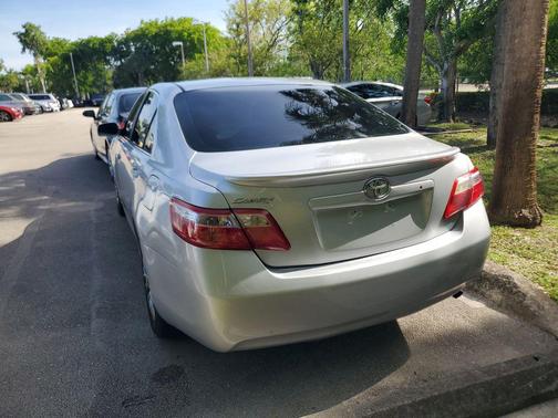 Classic Silver Metallic 2008 Toyota Camry LE
