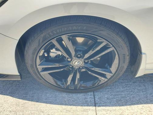 Platinum White Pearl 2026 Acura Integra FWD A-Spec with Technology
