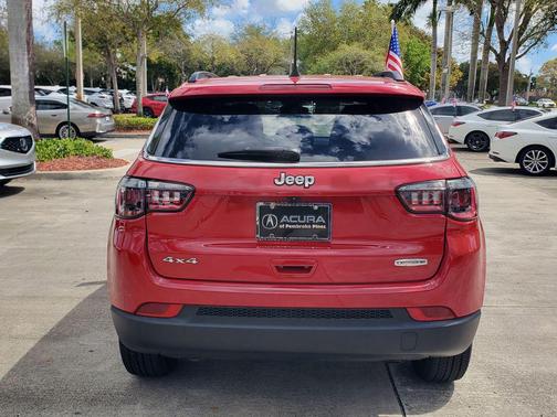 2023 Jeep Compass Latitude Lux