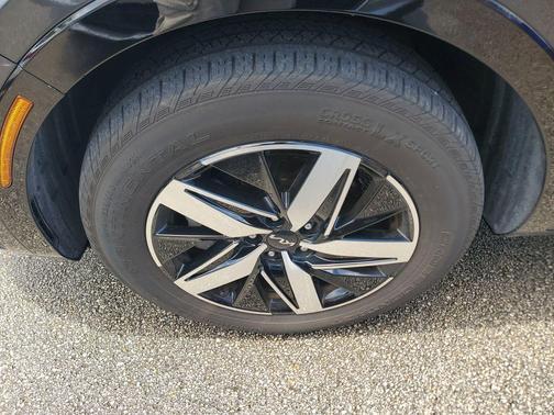 Gravity Grey 2023 Kia Sorento EX