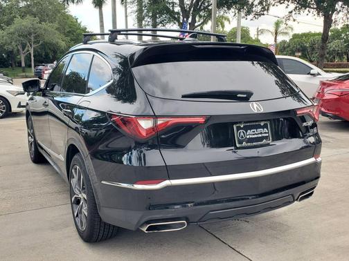 Black Pearl 2022 Acura MDX Technology Package