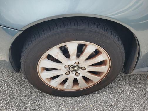 Teal 2004 Volvo S40 2.4i