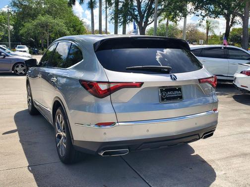 Lunar Silver Metallic 2024 Acura MDX Technology Package