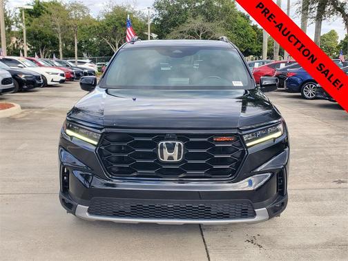 2023 Honda Pilot AWD TrailSport