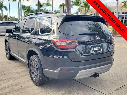 2023 Honda Pilot AWD TrailSport