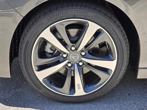 2025 Acura TLX Technology