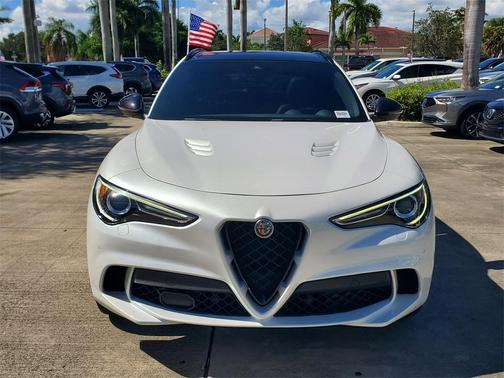2021 Alfa Romeo Stelvio Quadrifoglio