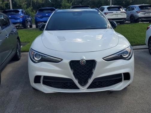 2021 Alfa Romeo Stelvio Quadrifoglio