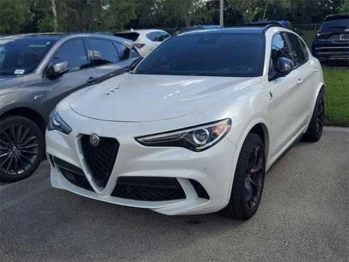 2021 Alfa Romeo Stelvio Quadrifoglio