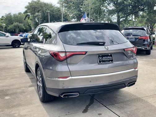 Lunar Silver Metallic 2024 Acura MDX Technology Package