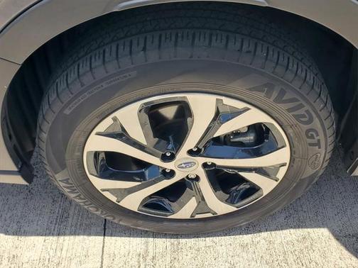 2022 Subaru Outback Touring