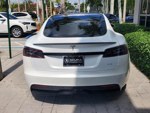 2021 Tesla Model S Plaid