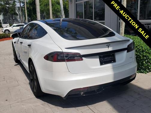 2021 Tesla Model S Plaid