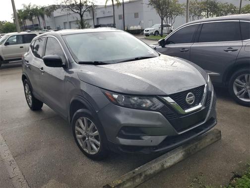 2020 Nissan Rogue Sport S