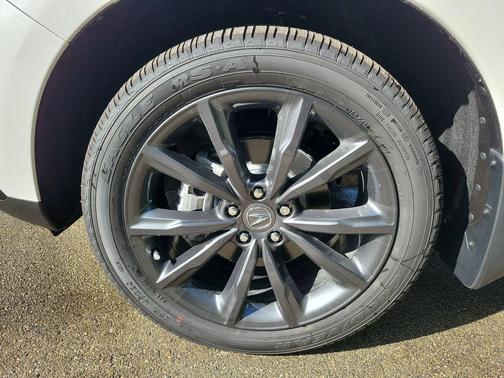 Platinum 2026 Acura RDX Base