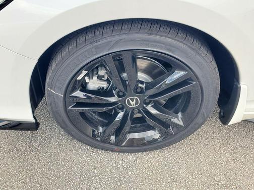 Platinum White 2026 Acura Integra FWD A-Spec with Technology