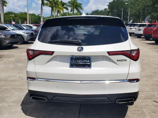 Platinum White Pearl 2022 Acura MDX Technology Package