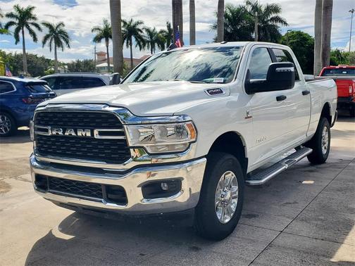 2024 RAM 2500 Big Horn Crew Cab 4x4 6'4' Box