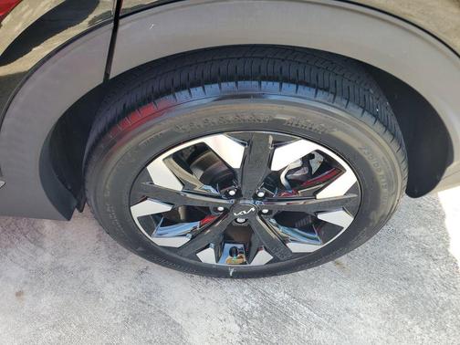 Ebony Black 2023 Kia Sportage X-Line