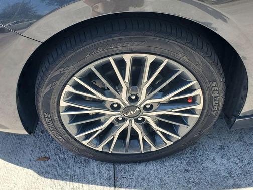 Gravity Gray 2022 Kia Forte GT-Line