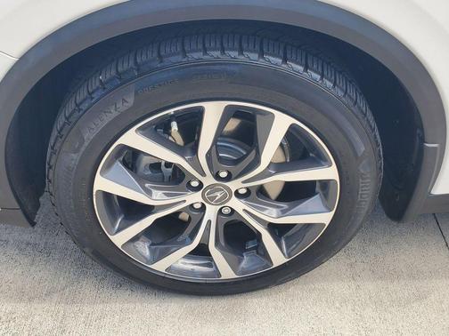 Platinum White Pearl 2023 Acura MDX Technology Package