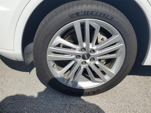 2019 Audi Q5 2.0T Premium Plus