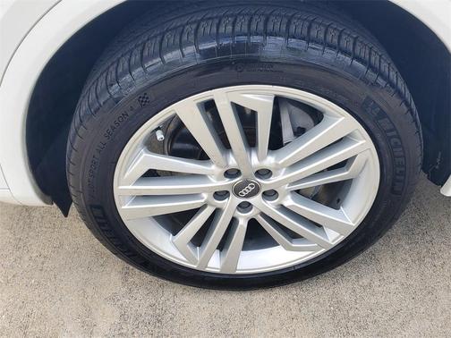 2019 Audi Q5 2.0T Premium Plus