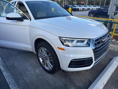 2019 Audi Q5 2.0T Premium Plus