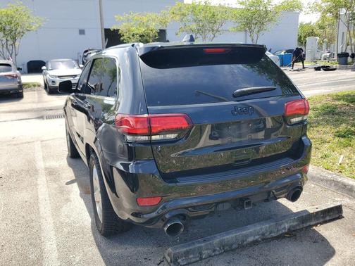 2015 Jeep Grand Cherokee SRT