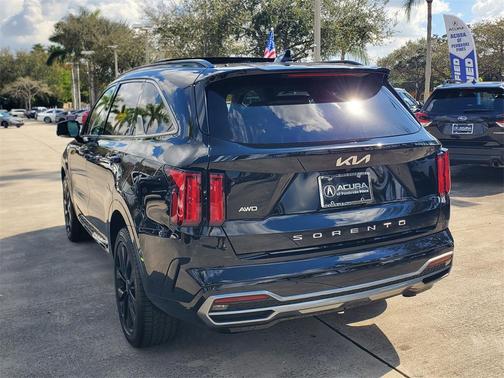 2022 Kia Sorento SX