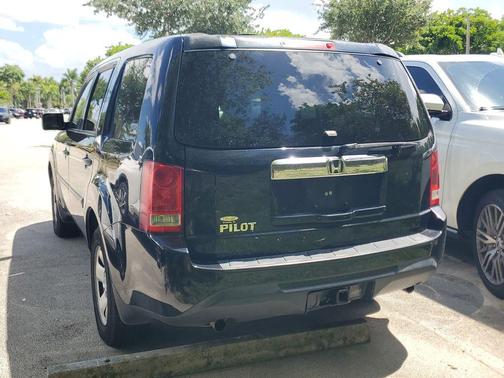 Crystal Black Pearl 2012 Honda Pilot LX