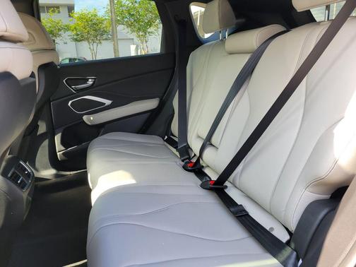 Majestic 2026 Acura RDX Base