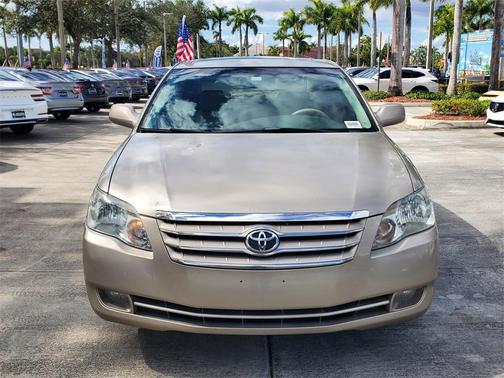 2005 Toyota Avalon XLS