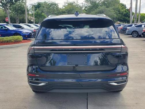 2024 Lincoln Nautilus Reserve