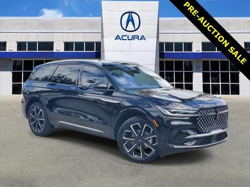 2024 Lincoln Nautilus Reserve