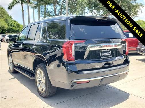 2023 GMC Yukon SLT
