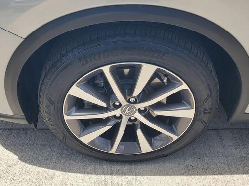 Solar Silver Metallic 2026 Acura MDX Technology Package