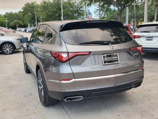 Liquid Carbon Metallic 2023 Acura MDX Technology Package