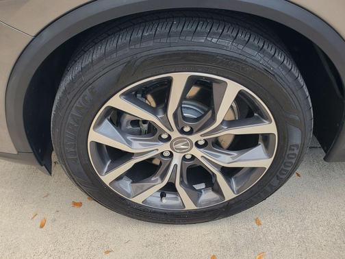 Liquid Carbon Metallic 2023 Acura MDX Technology Package