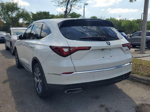 Platinum White Pearl 2023 Acura MDX Technology Package